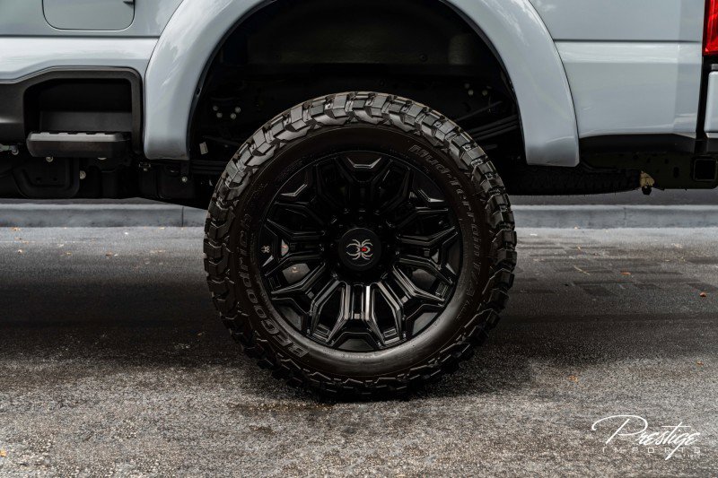 Used 2025 Ford F250 Lariat w/ Lariat Ultimate Package image 14