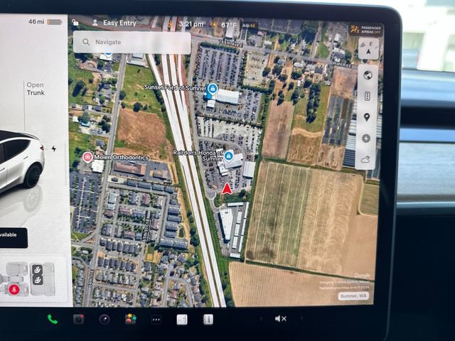 Used 2022 Tesla Model Y Performance AWD/4WD image 28