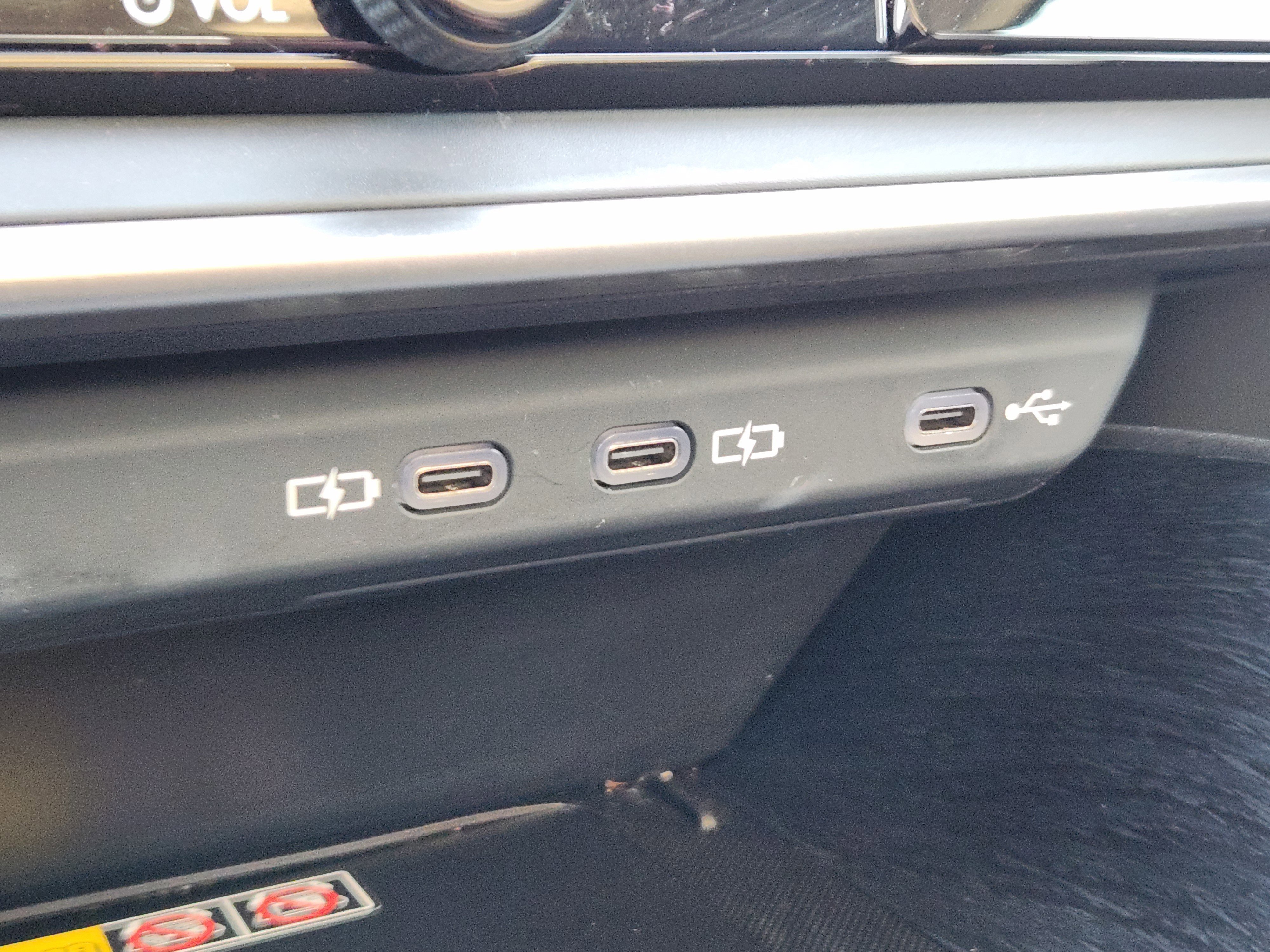 Used 2023 Lexus RZ 450e Premium w/ Accessory Package (Z1) image 26