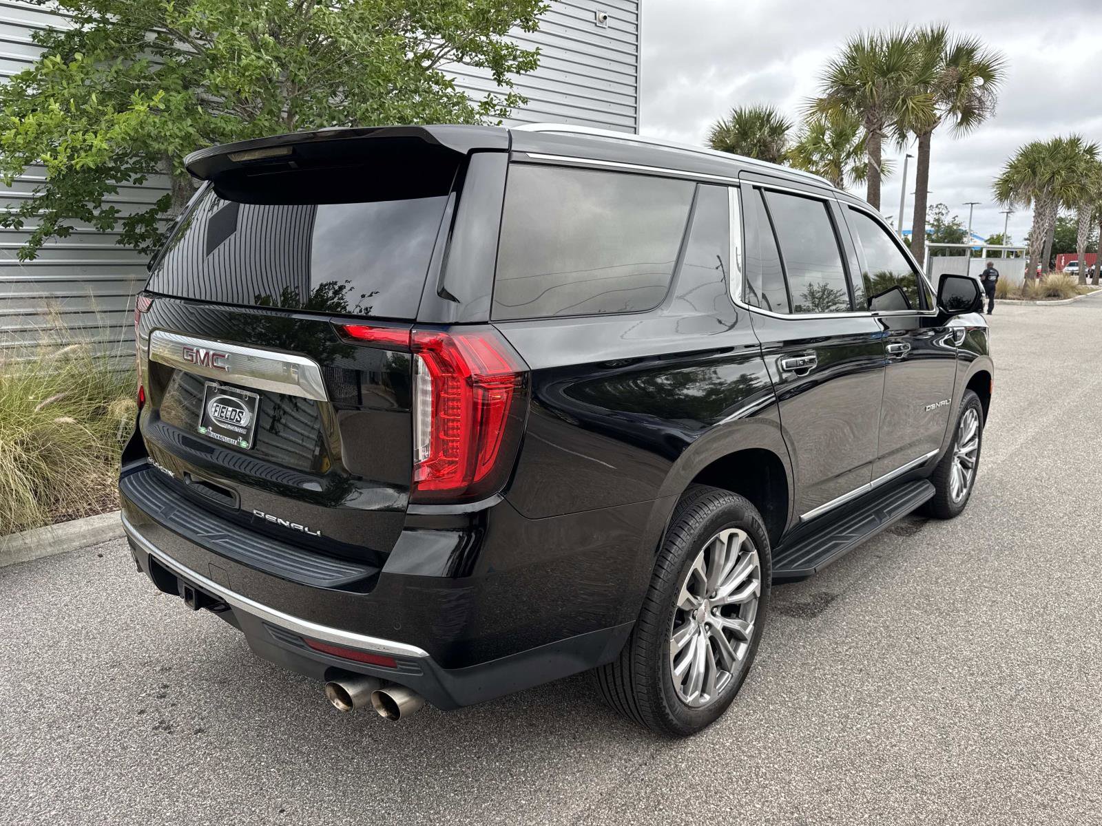 Used 2021 GMC Yukon Denali RWD image 6