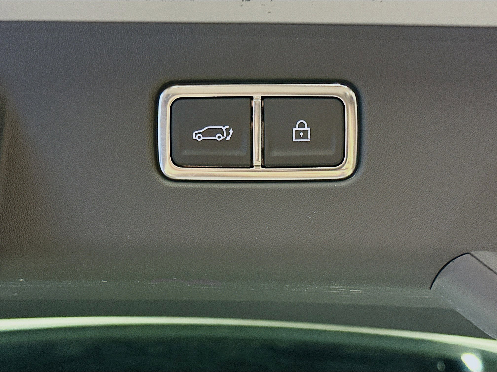 Used 2024 Kia EV9 Light Long Range RWD image 31