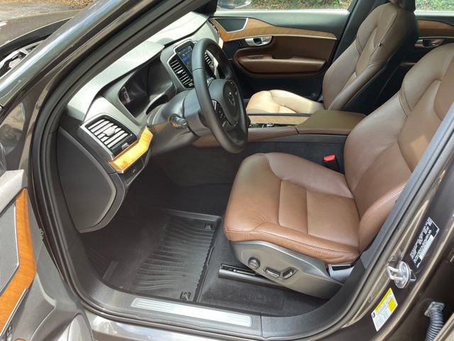 Certified 2024 Volvo XC90 B5 Plus AWD/4WD image 10