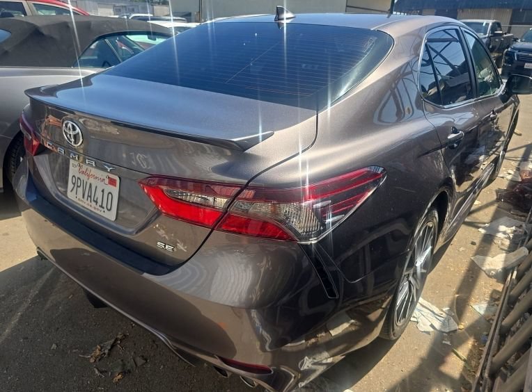 Used 2024 Toyota Camry SE FWD image 2