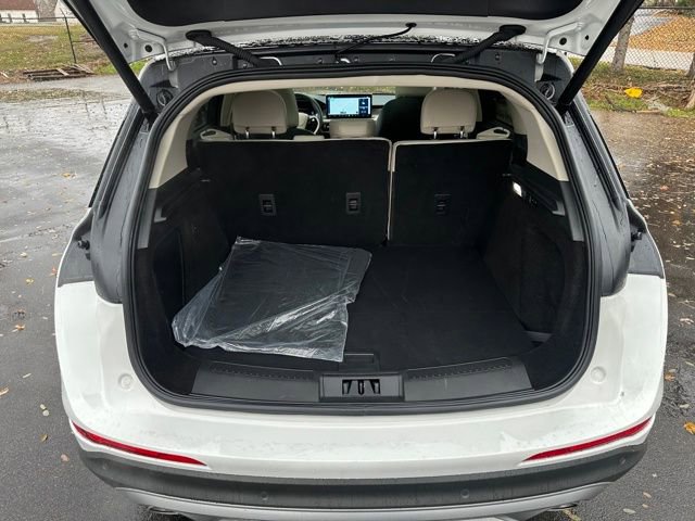 Certified 2025 Lincoln Corsair AWD w/ Equipment Group 101A image 23