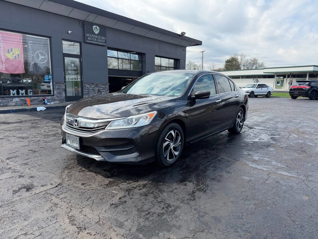 Used 2017 Honda Accord LX image 2