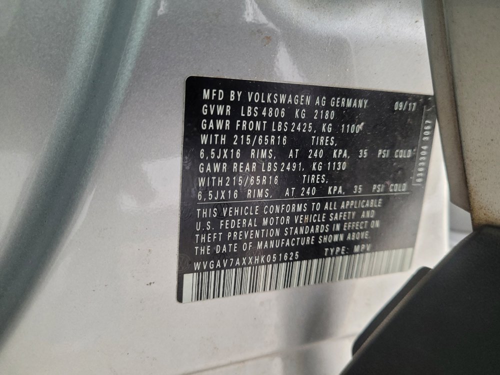 Used 2017 Volkswagen Tiguan Limited FWD image 33