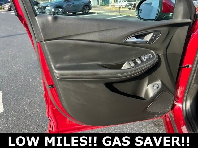 Used 2021 Buick Encore GX Select w/ Sport Touring Package FWD image 12