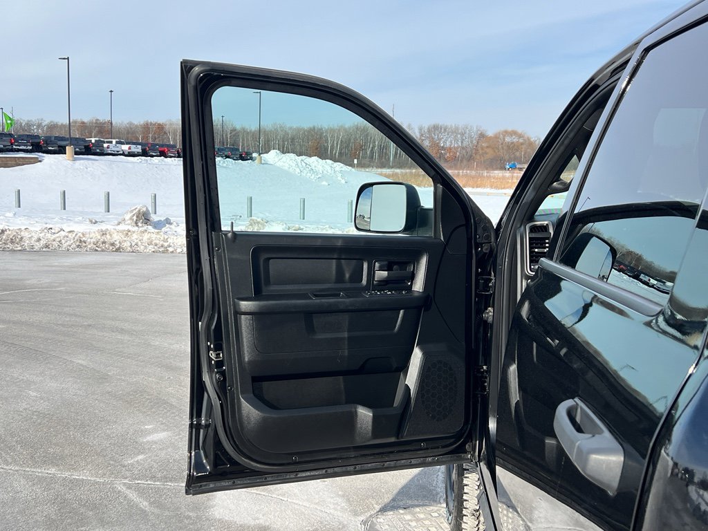 Used 2022 RAM 3500 Tradesman image 13