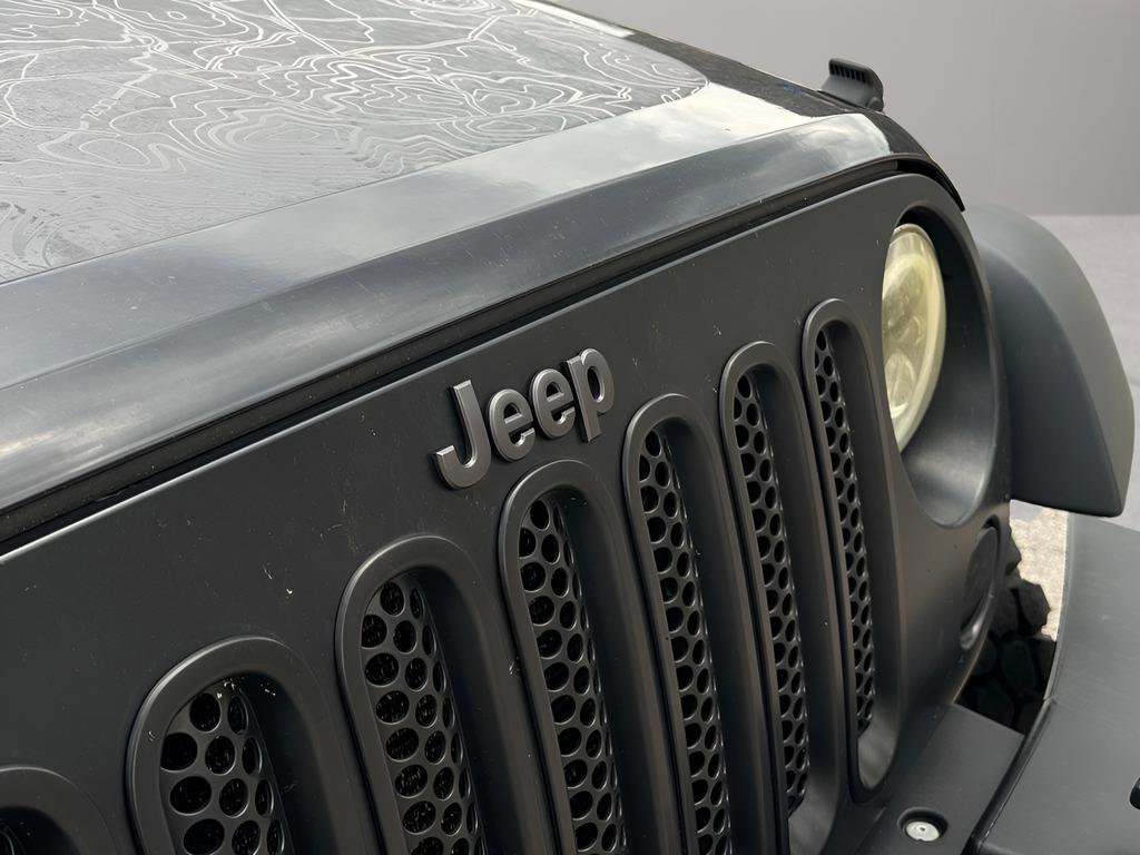 Used 2017 Jeep Wrangler Unlimited Sport image 9