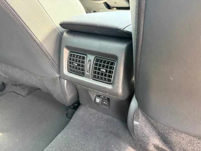 Used 2025 Toyota Camry XSE FWD image 31
