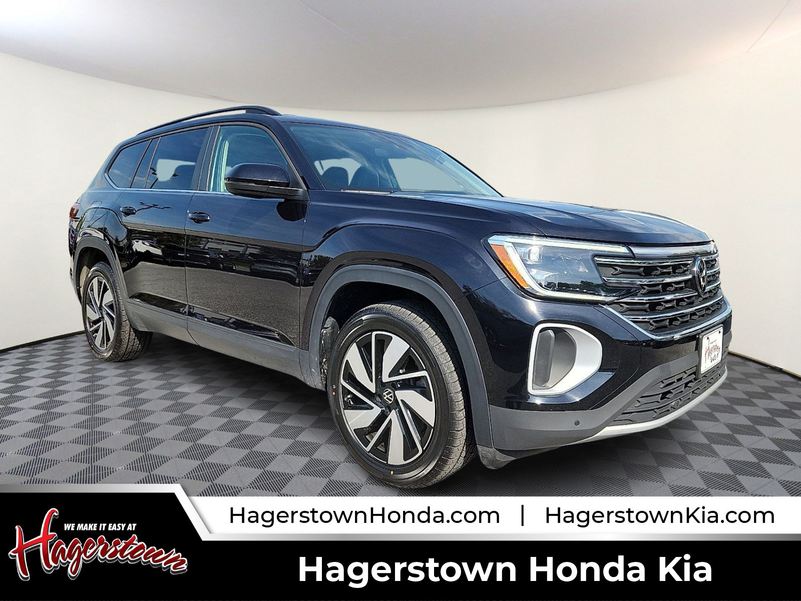 Used 2025 Volkswagen Atlas SE