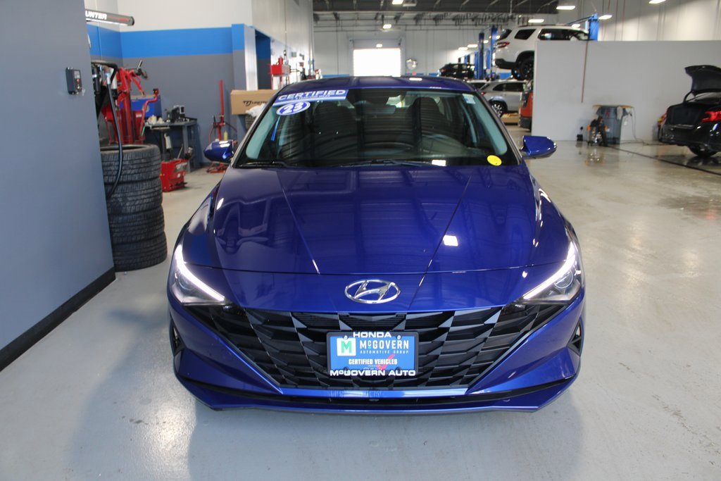 Used 2023 Hyundai Elantra SEL image 3