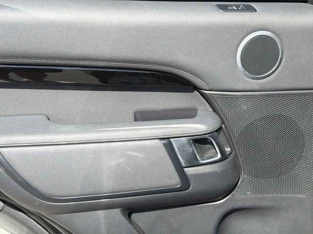 Used 2024 Land Rover Discovery S AWD/4WD image 21