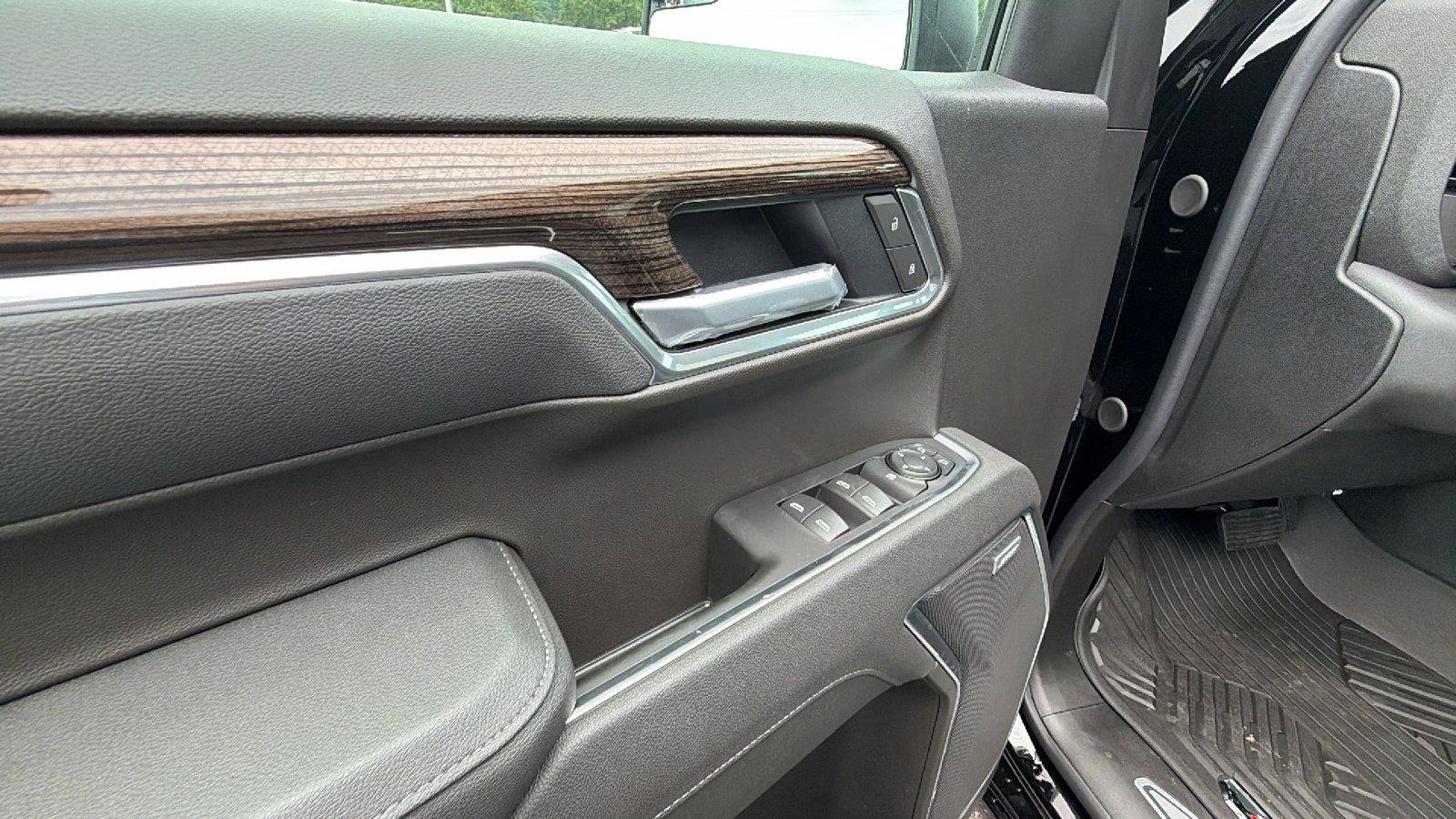 New 2026 Chevrolet Silverado 1500 RST AWD/4WD image 15