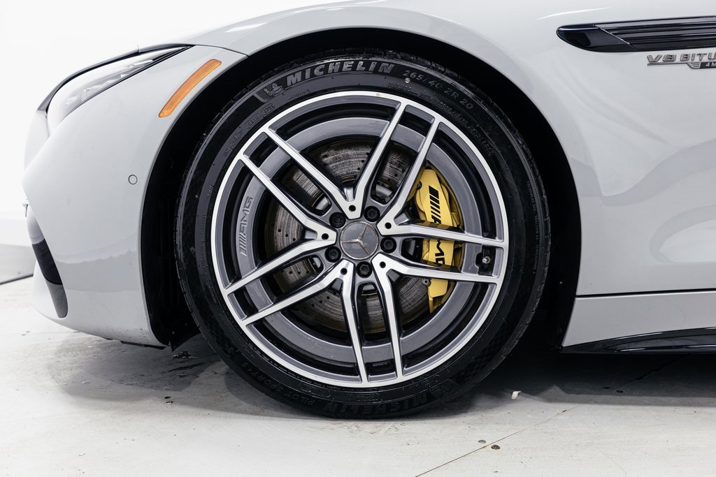 Used 2024 Mercedes-Benz SL 55 AMG 4MATIC image 40