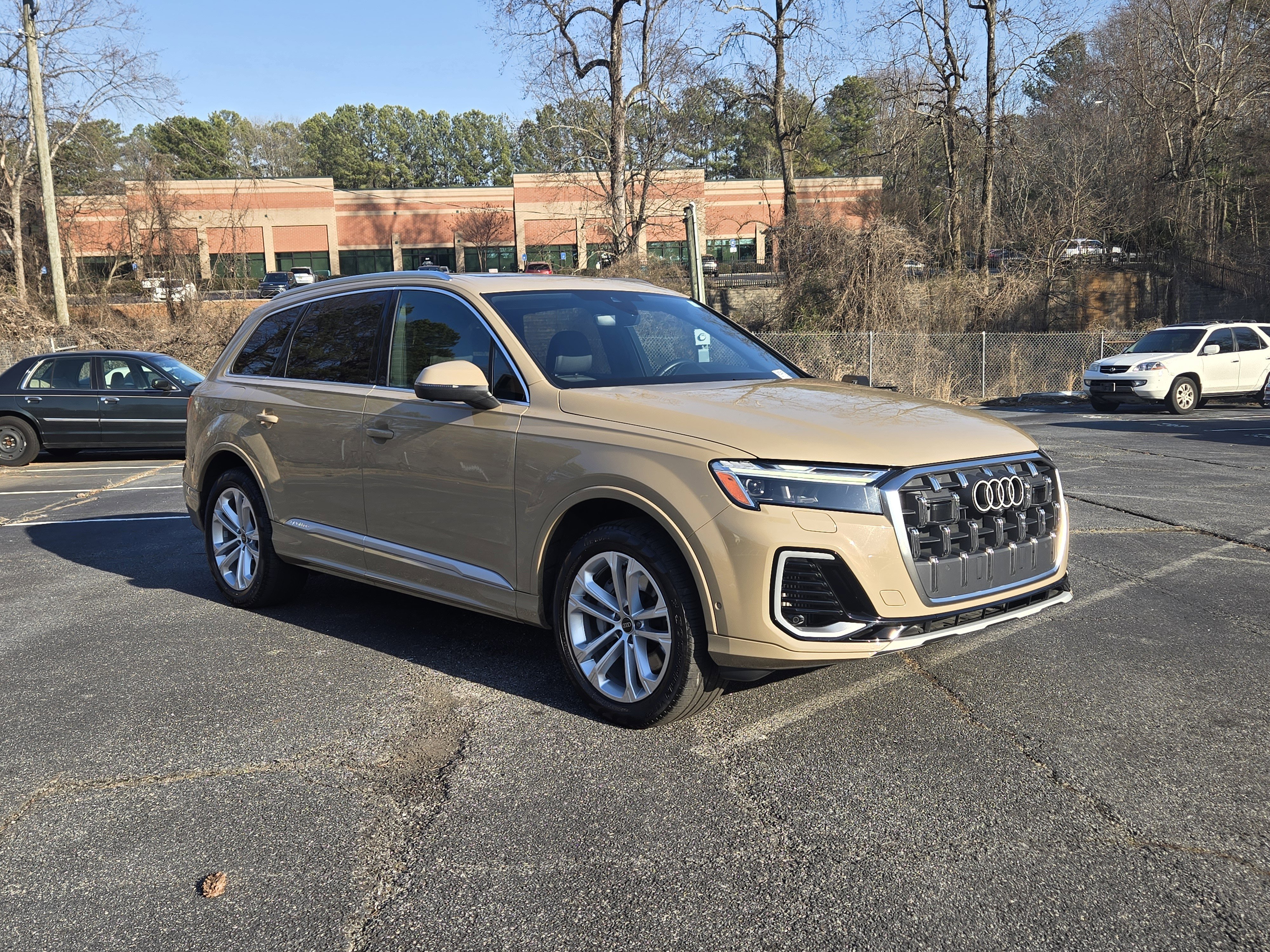 Used 2025 Audi Q7 3.0T Premium Plus image 7