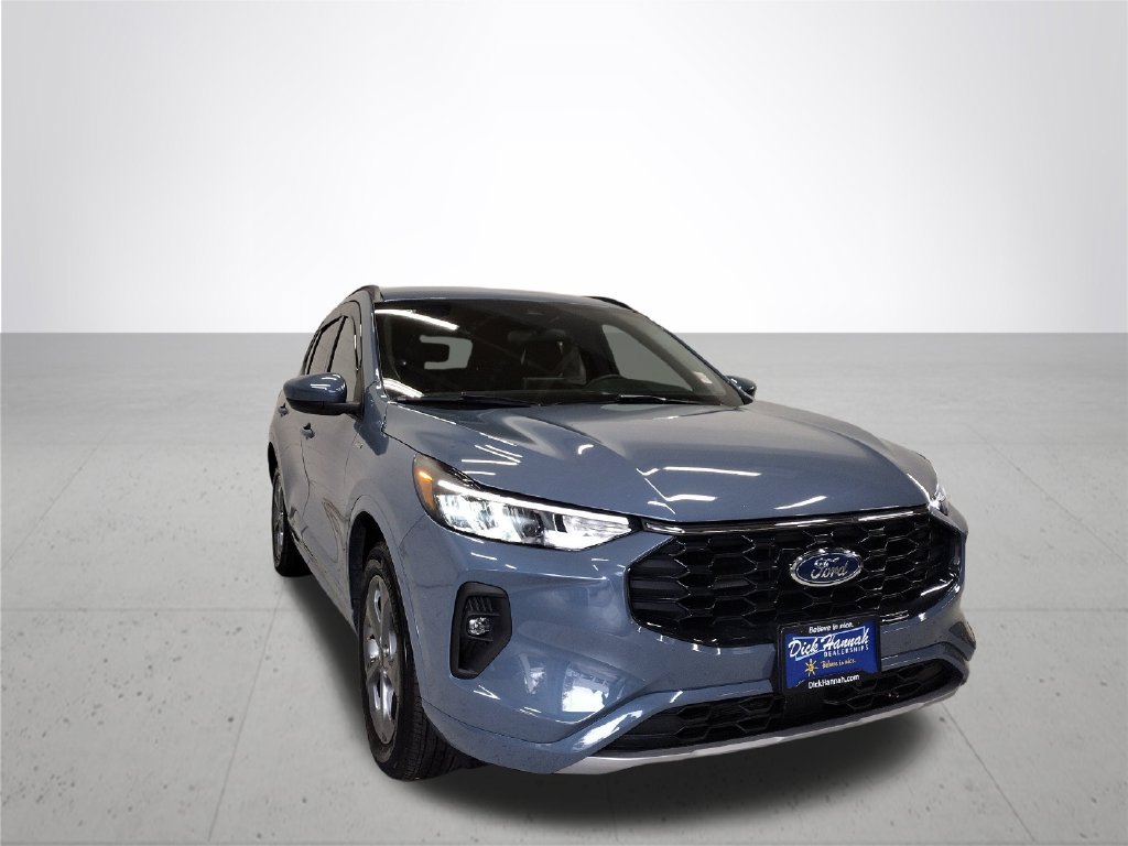 Used 2024 Ford Escape ST-Line Select AWD/4WD image 4