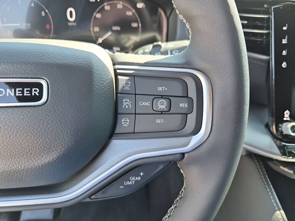New 2026 Jeep Grand Wagoneer Limited AWD/4WD image 37