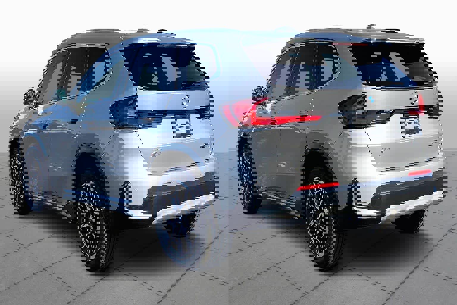 Certified 2025 BMW X1 xDrive28i image 12