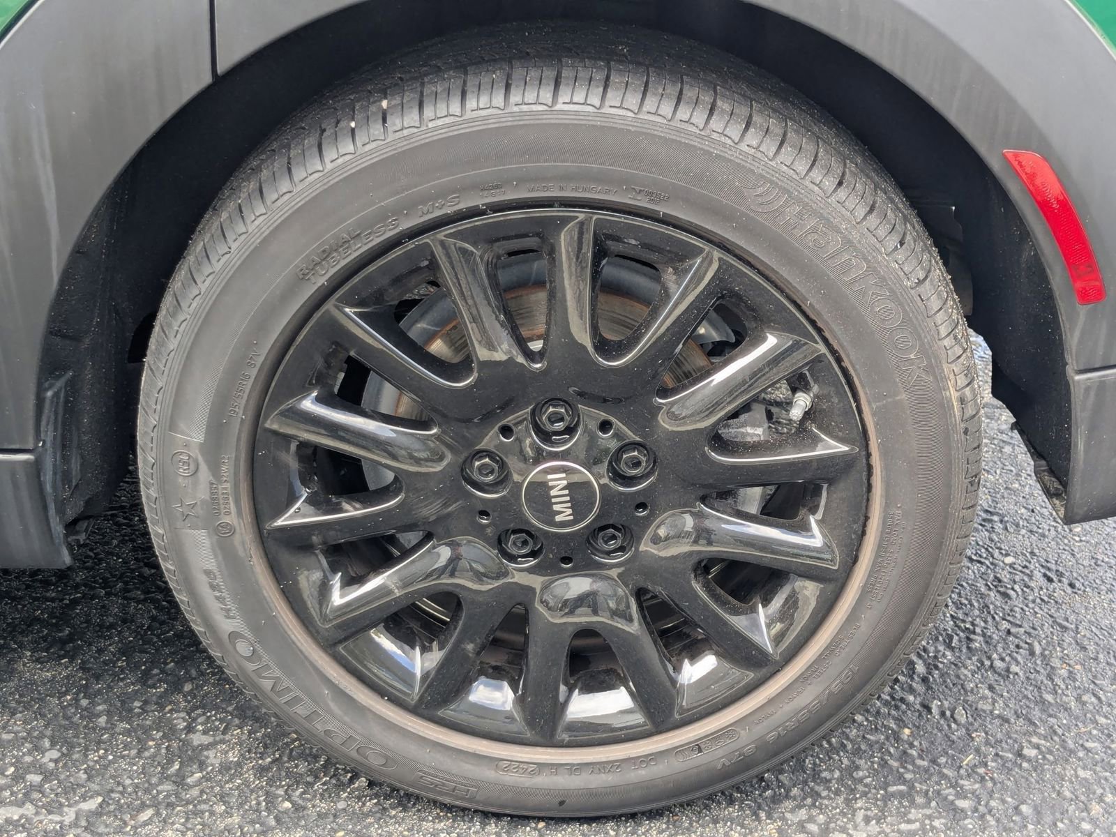 Used 2023 MINI Cooper 4-Door Hardtop image 24