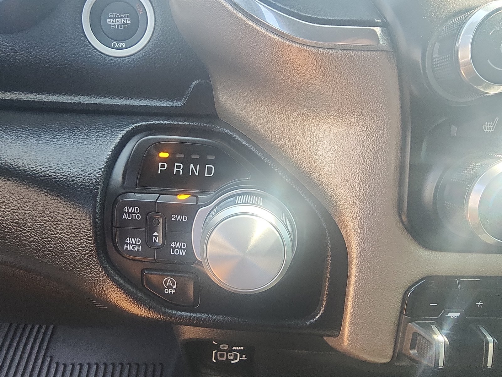 Used 2022 RAM 1500 Laramie AWD/4WD image 19