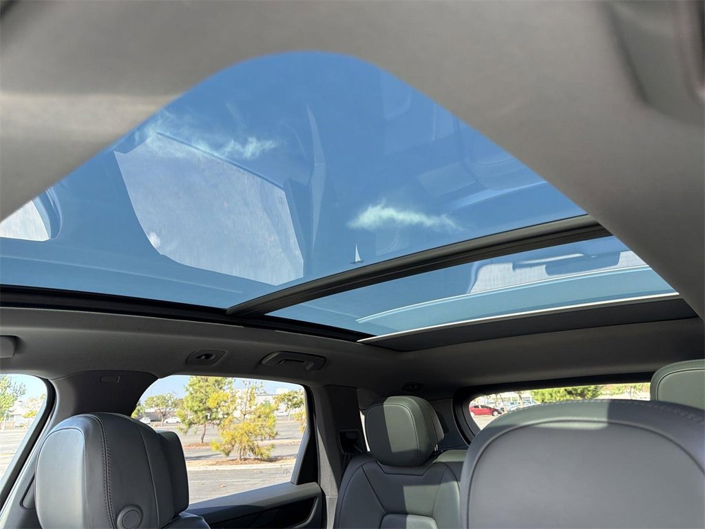 Used 2020 Porsche Cayenne image 6