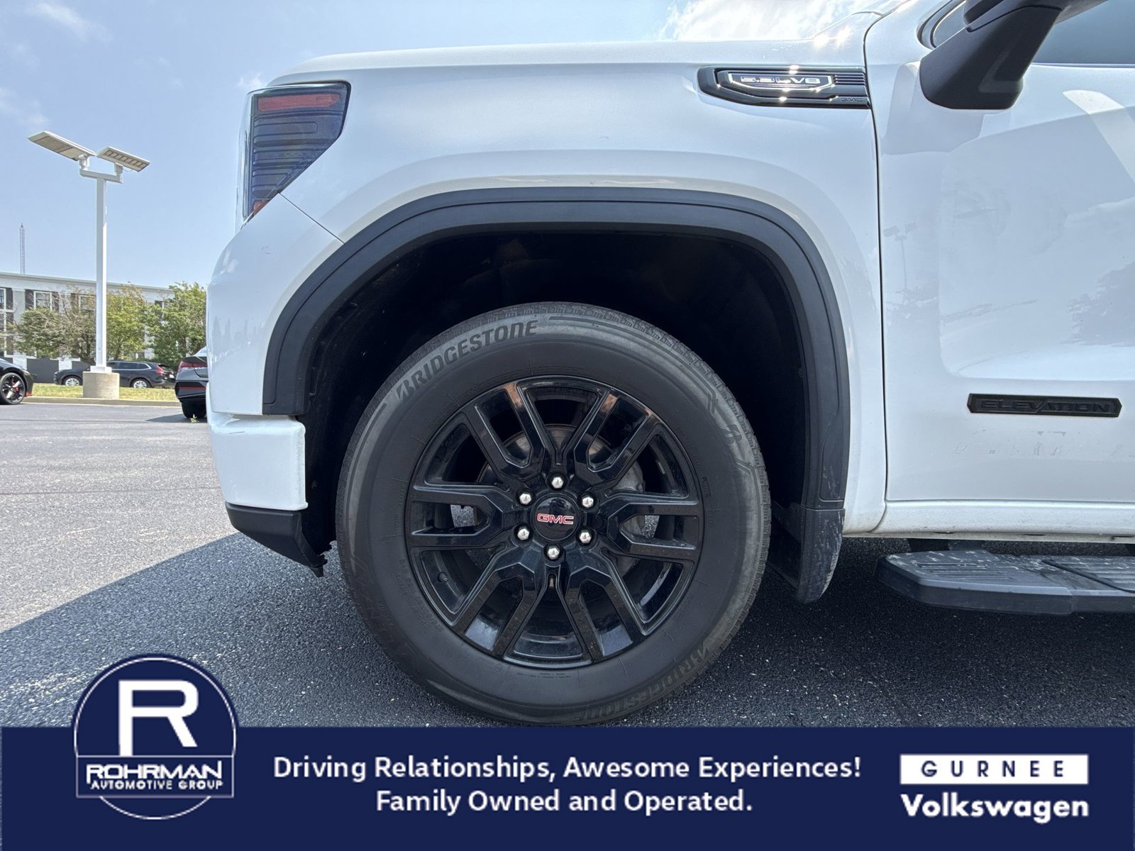 Used 2023 GMC Sierra 1500 Elevation AWD/4WD image 12