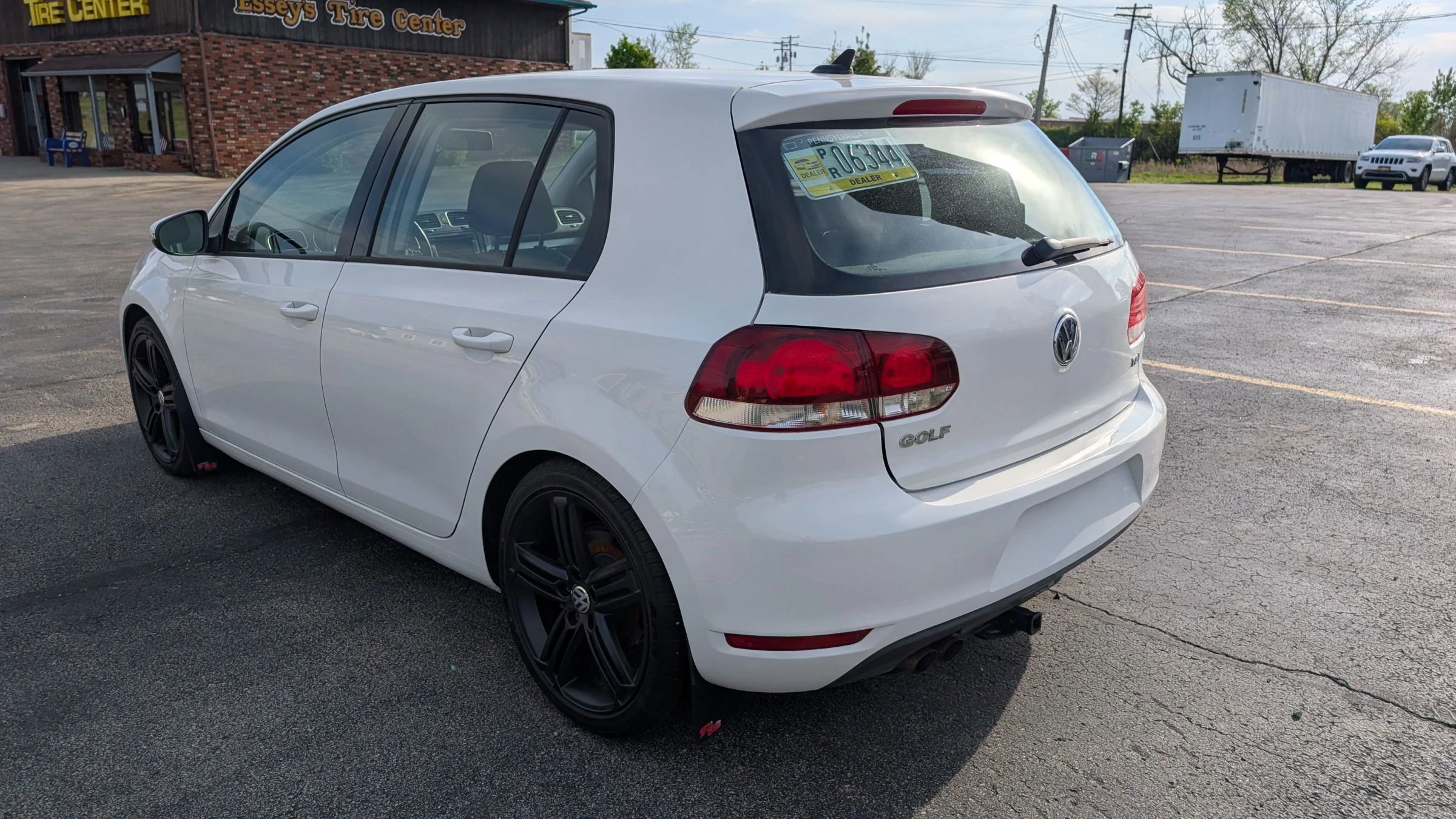 Used 2014 Volkswagen Golf TDI FWD image 3