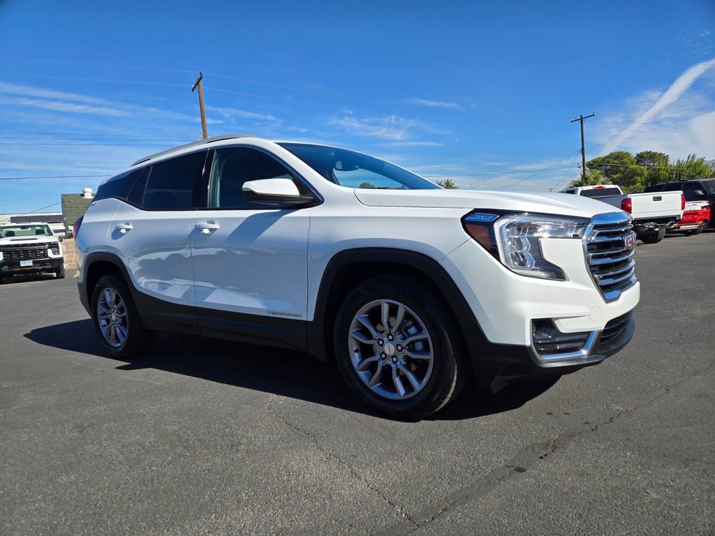 Used 2023 GMC Terrain SLT