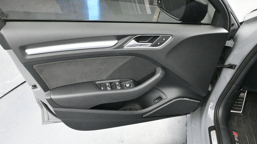 Used 2018 Audi RS 3 AWD/4WD image 16