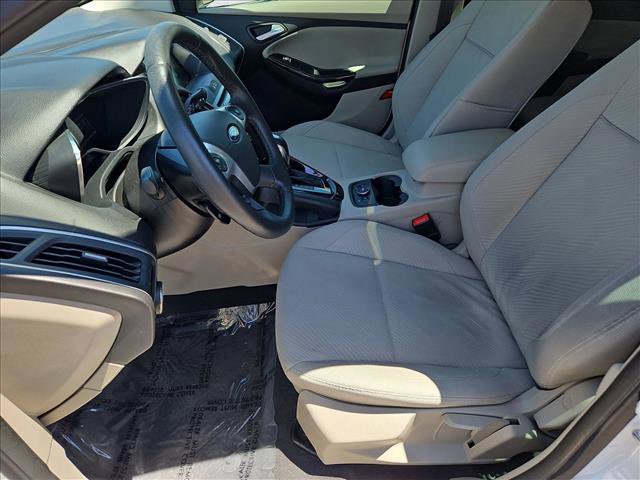 Used 2014 Ford Focus Electric Hatchback FWD image 22