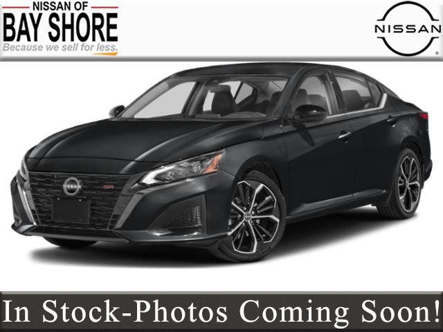 New 2025 Nissan Altima 2.5 SR w/ SR Premium Package FWD image 1