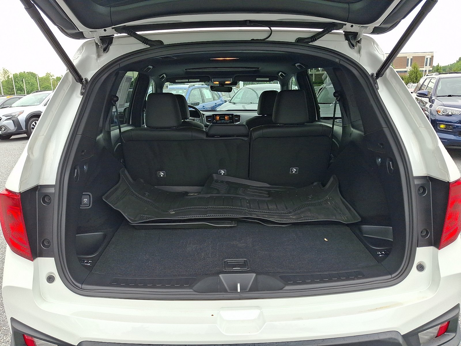 Used 2025 Honda Passport EX-L image 27