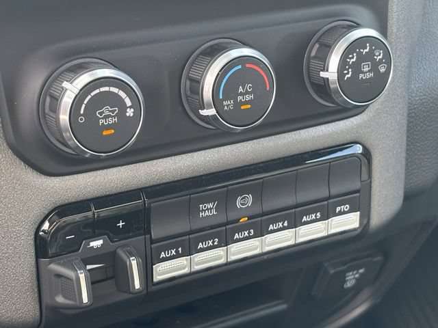 New 2023 RAM 4500 Tradesman RWD image 16