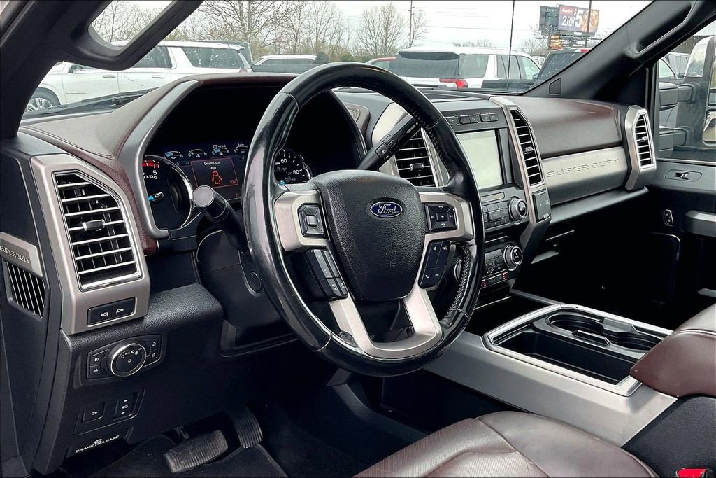 Used 2017 Ford F450 Platinum w/ Platinum Ultimate Package image 5