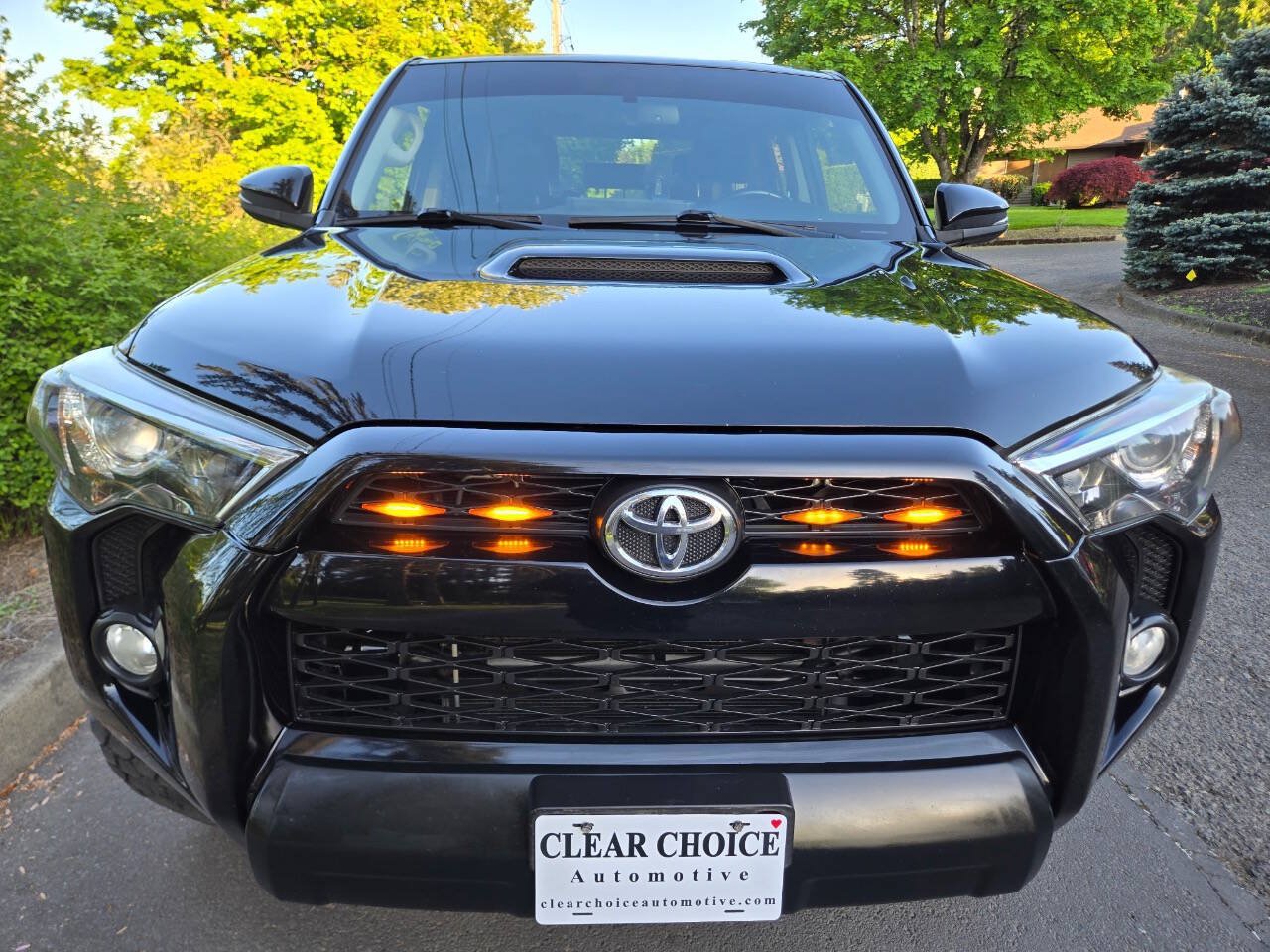 Used 2015 Toyota 4Runner Trail Premium AWD/4WD image 35