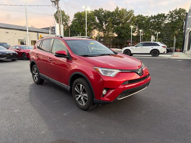 Used 2017 Toyota RAV4 XLE w/ Plus Special Value Package AWD/4WD image 7