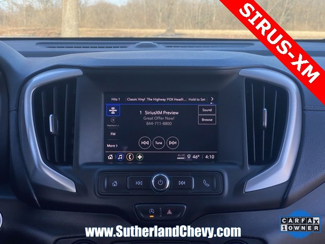 Used 2024 GMC Terrain SLE image 28