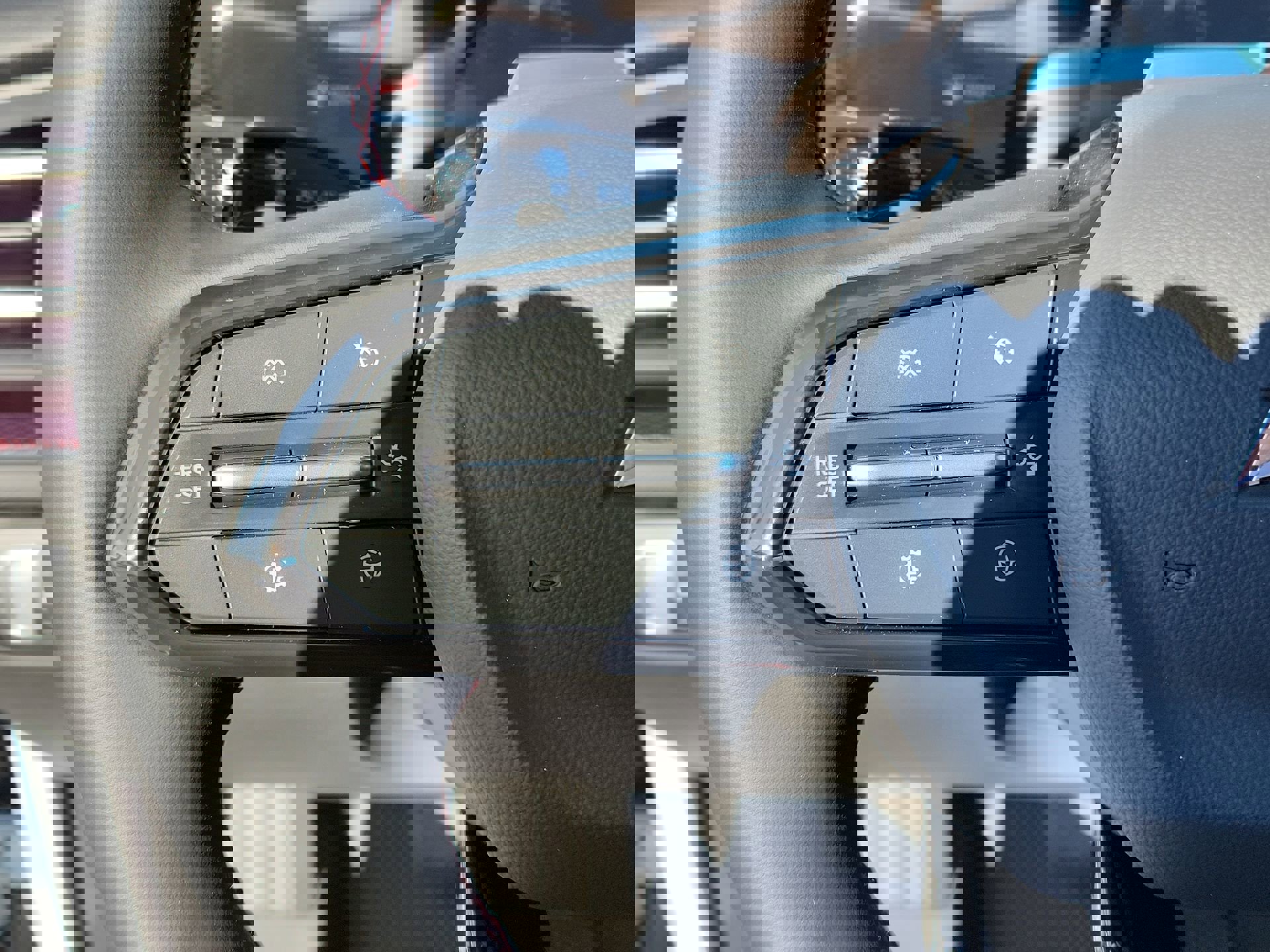 New 2026 Chevrolet Traverse RS image 27