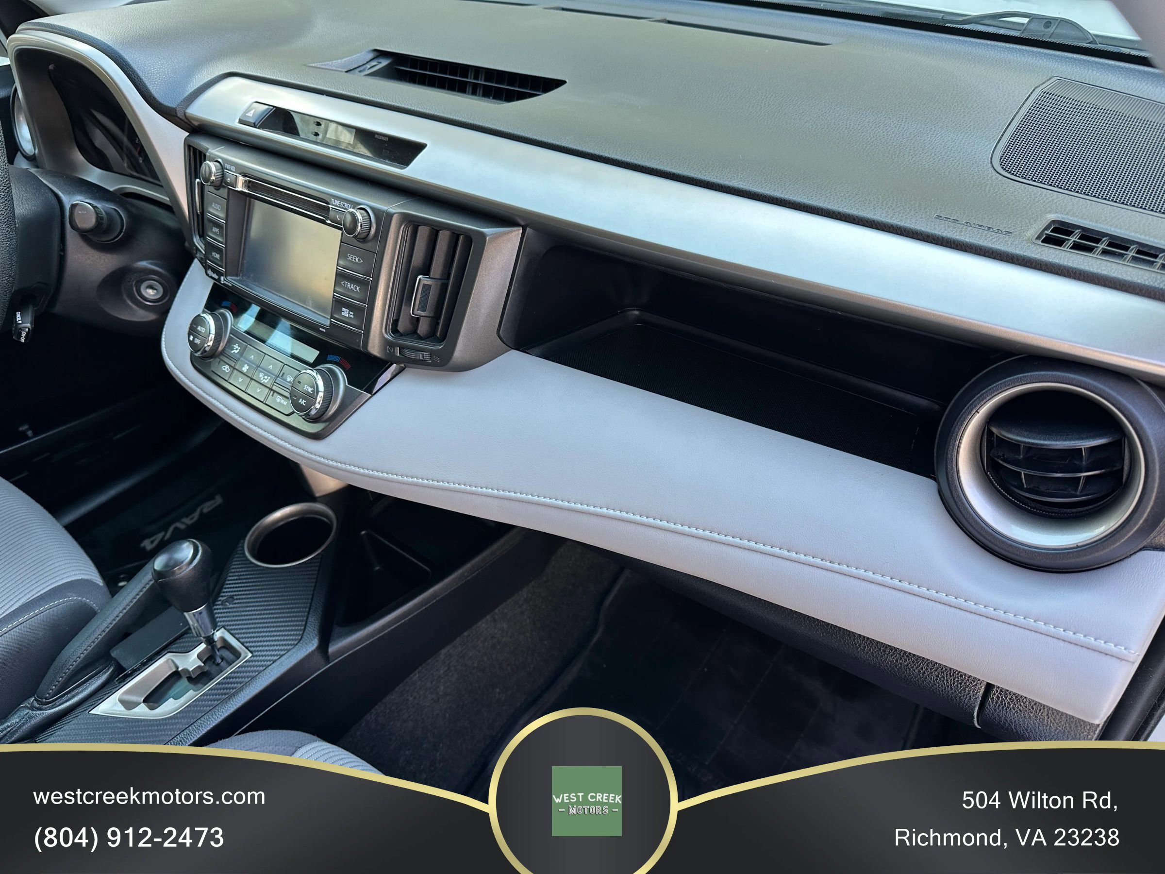 Used 2015 Toyota RAV4 XLE image 12