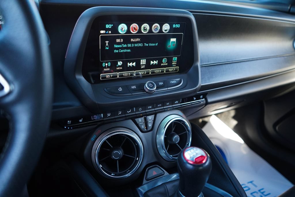 Used 2017 Chevrolet Camaro SS RWD image 7