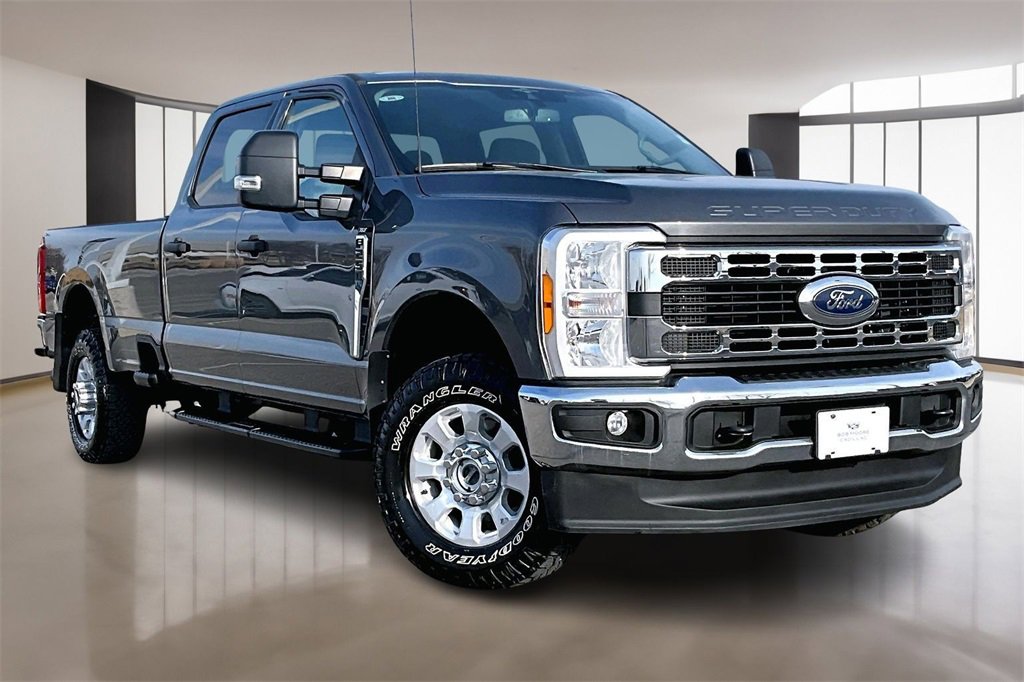 Used 2023 Ford F250 XLT image 11