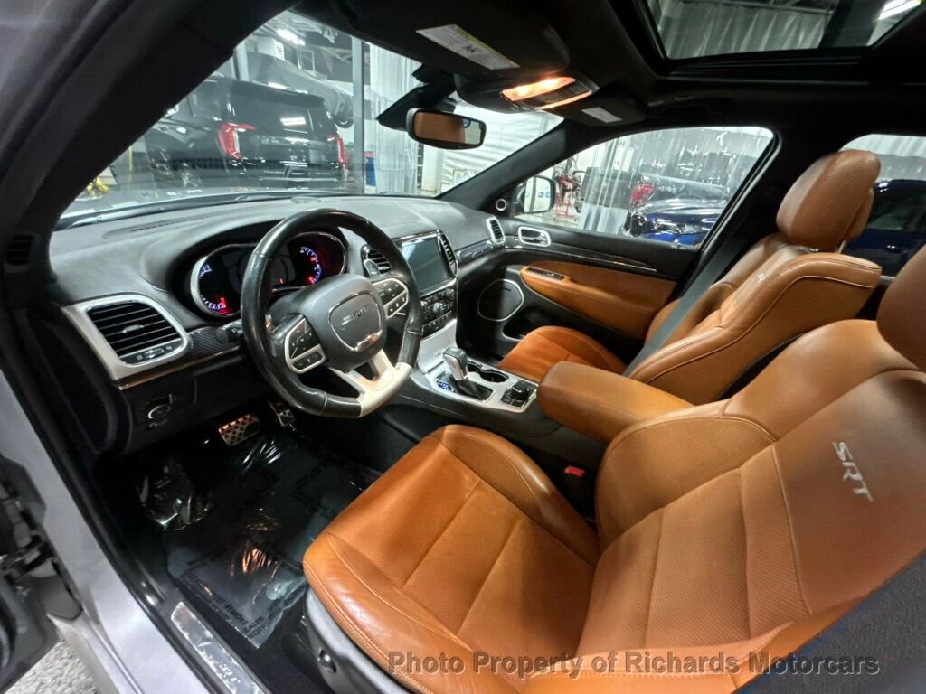 Used 2021 Jeep Grand Cherokee SRT image 15