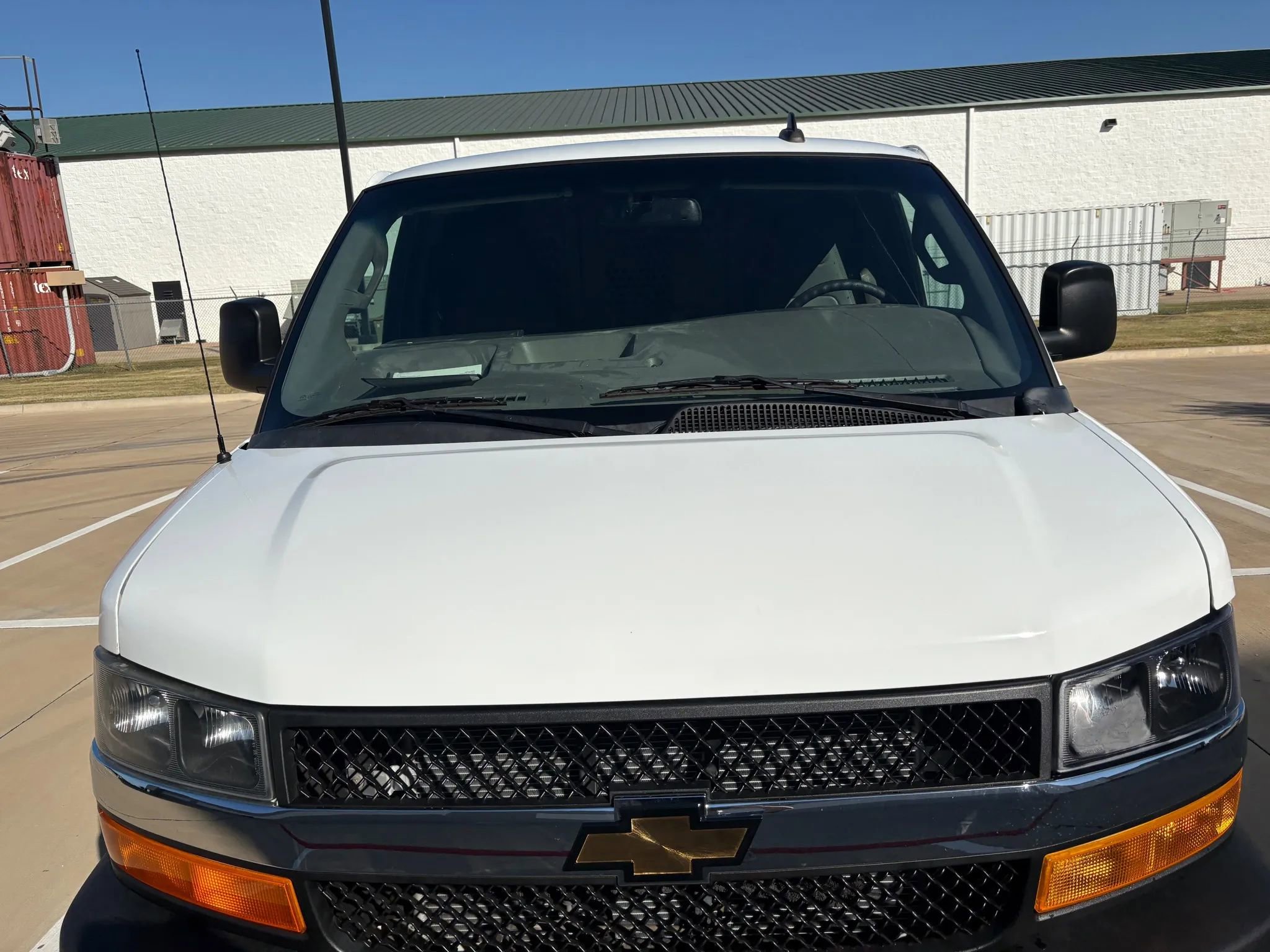 Used 2020 Chevrolet Express 2500 Regular Van 3D w/ Enhanced Convenience Package image 3