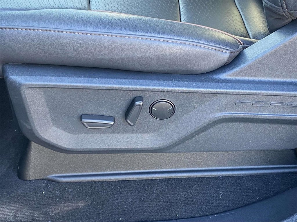 New 2026 Ford F350 Lariat image 15