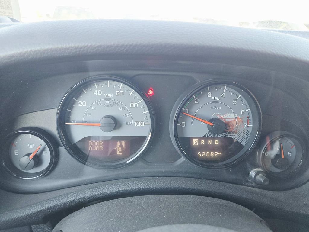 Used 2016 Jeep Wrangler Unlimited Sahara image 10