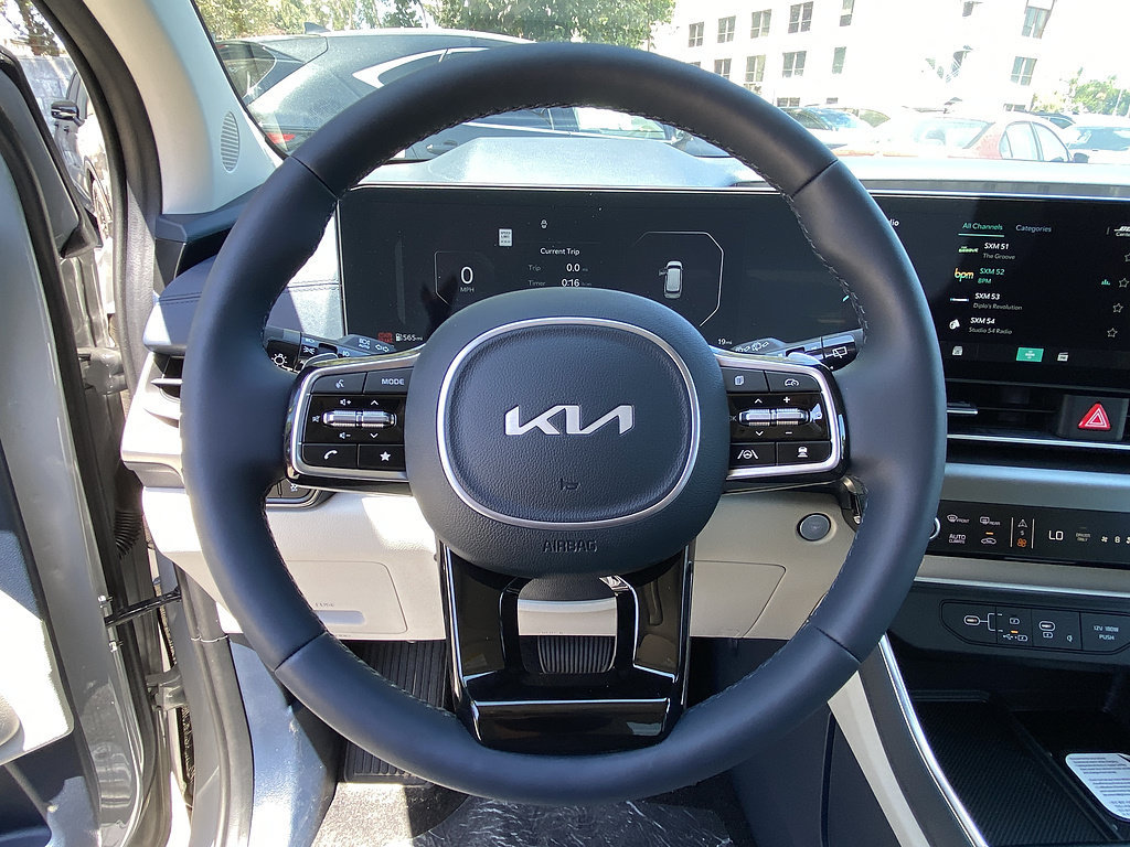 New 2026 Kia Carnival SX Prestige FWD image 16