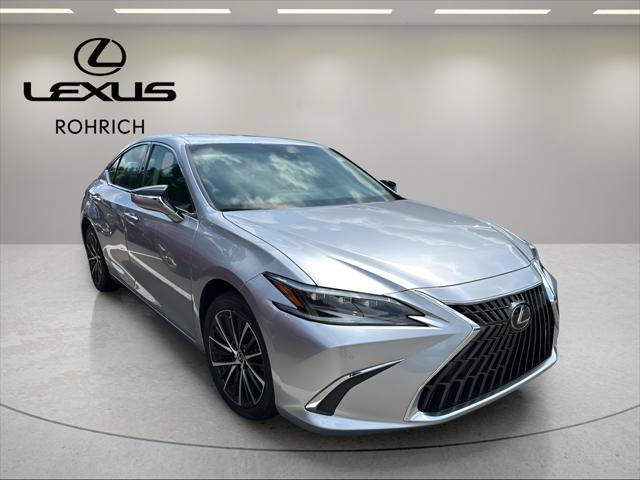 Certified 2024 Lexus ES 300h w/ Premium Package FWD image 4