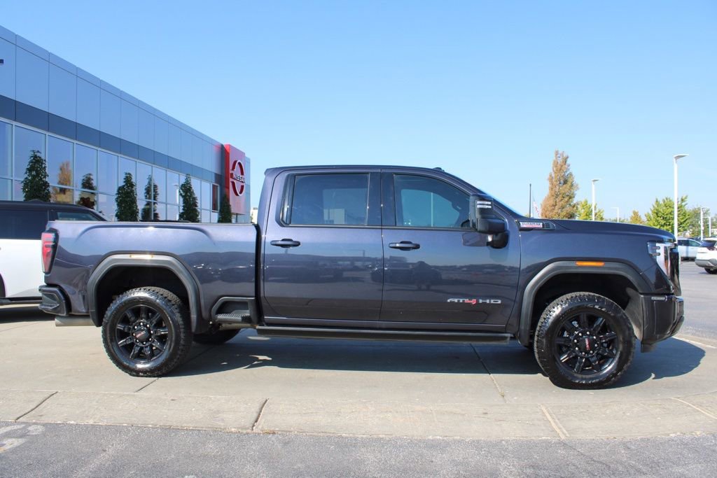 Used 2024 GMC Sierra 2500 AT4 w/ AT4 Premium Plus Package image 6