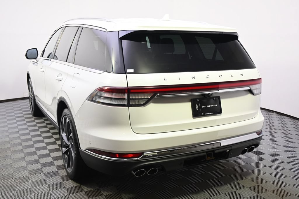 Used 2020 Lincoln Aviator Reserve w/ Equipment Group 202A AWD/4WD image 4
